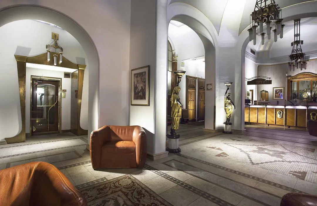 Hotel Paris Prague-1
