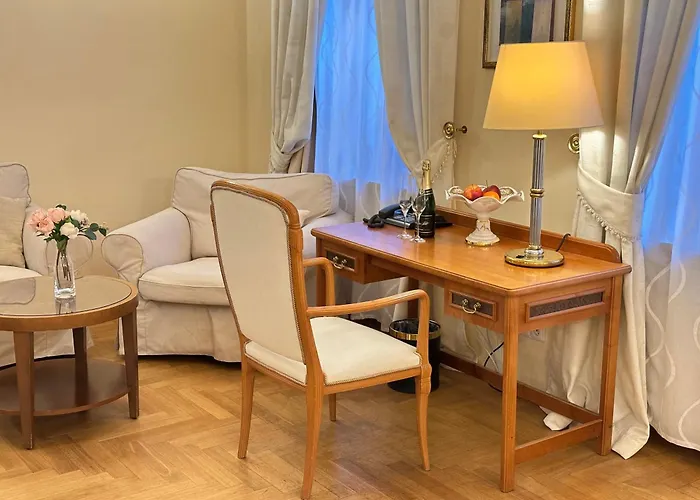 Fleur De Lis Hotel Прага